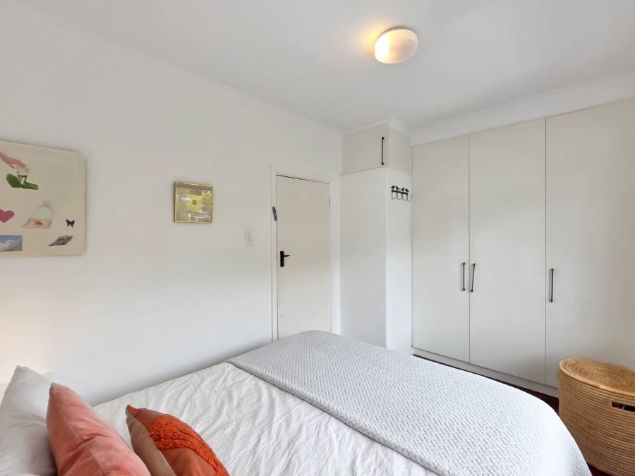 2 Bedroom Property for Sale in Sea Point Western Cape